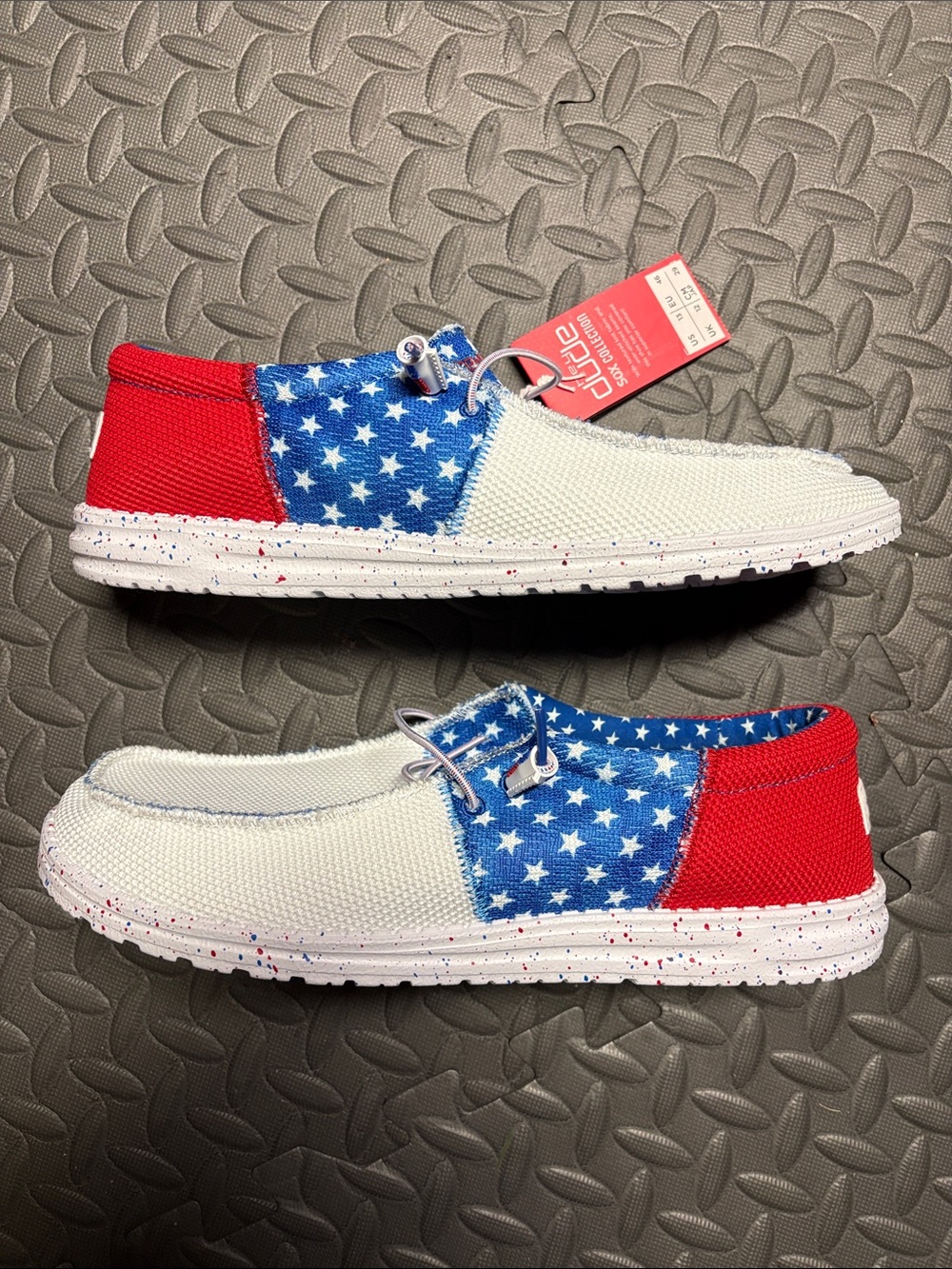 NWT Hey Dude Wally Tri Sox American Pride Red White Blue Men's Slip-On Size 13